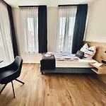 City Pension Heide 4*